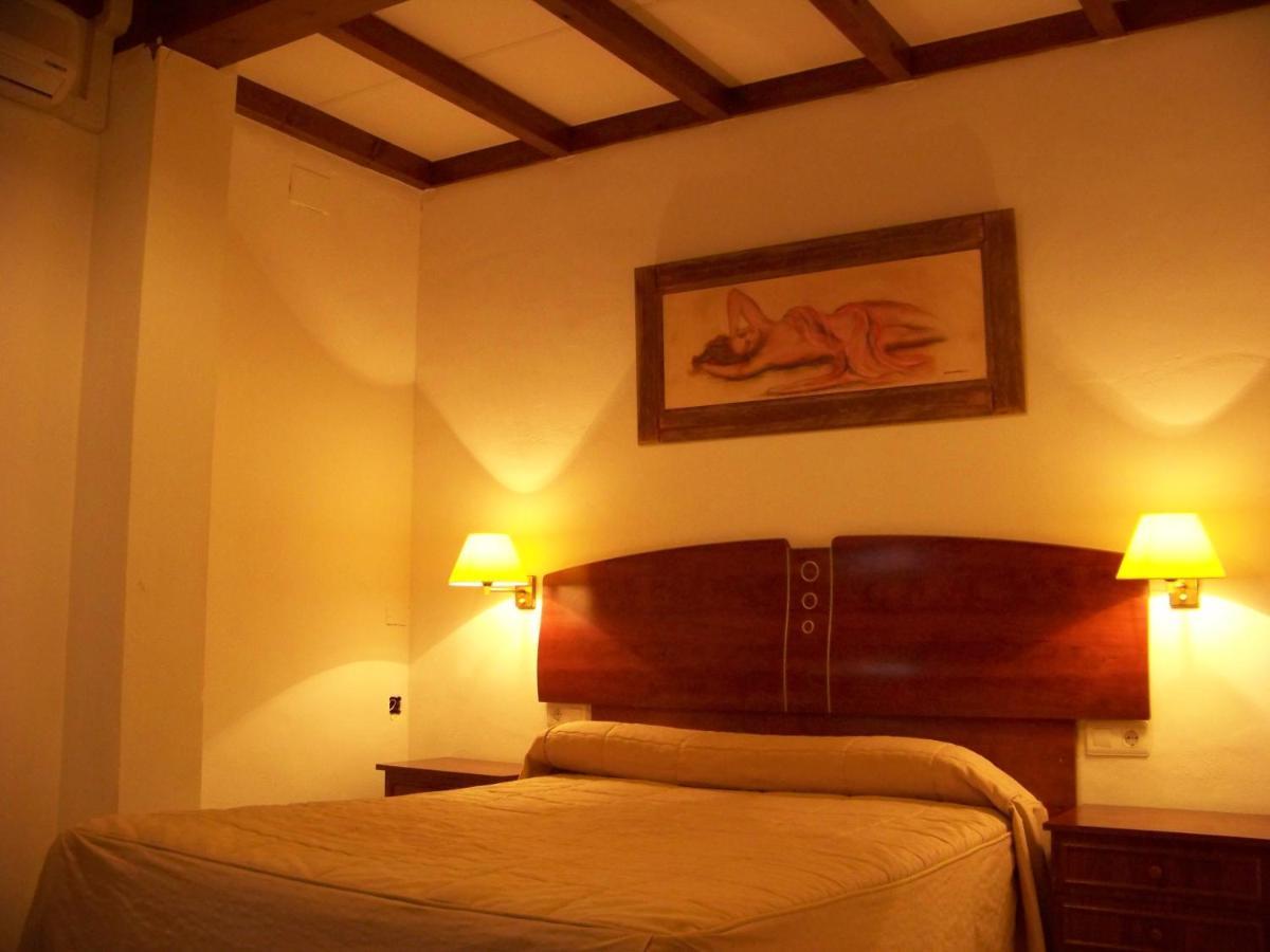 Hostal El Lirio بويويوس بار ديل كوندادو الغرفة الصورة