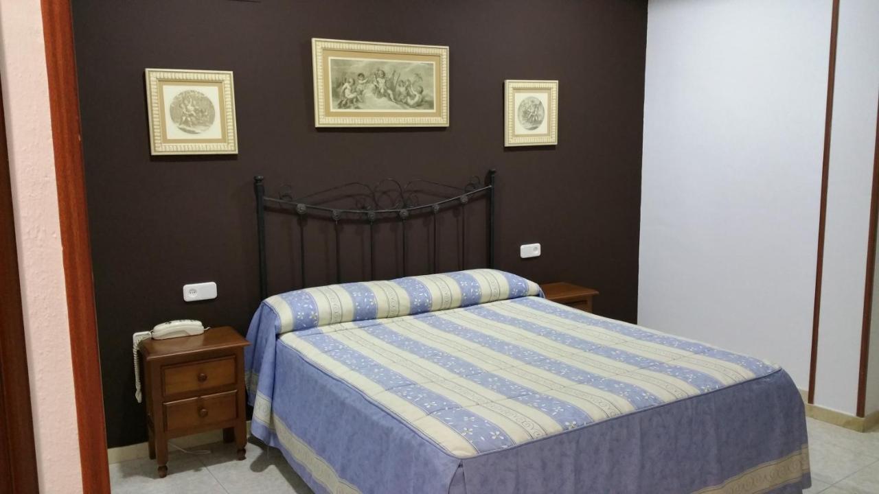 Hostal El Lirio بويويوس بار ديل كوندادو المظهر الخارجي الصورة