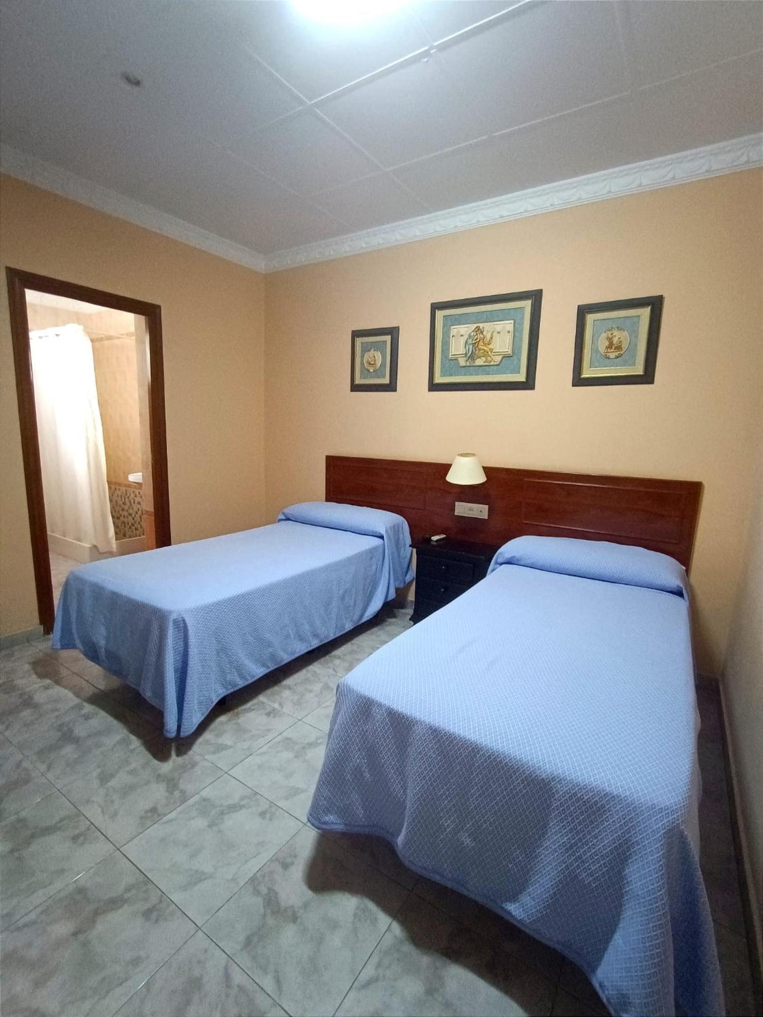 Hostal El Lirio بويويوس بار ديل كوندادو المظهر الخارجي الصورة