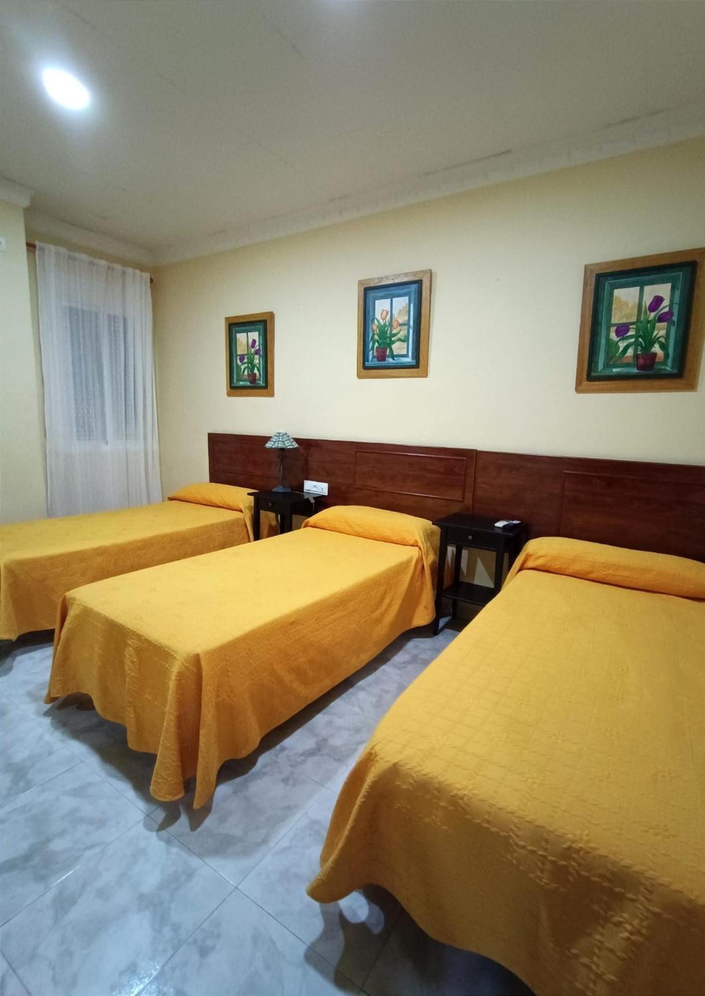 Hostal El Lirio بويويوس بار ديل كوندادو المظهر الخارجي الصورة